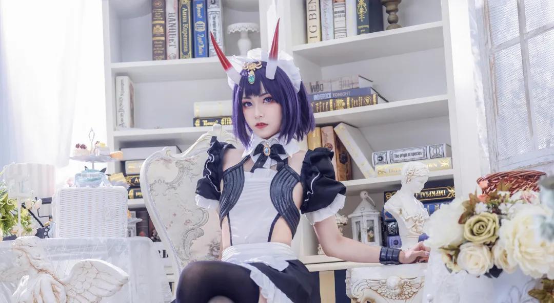 职业女仆，没人能拒绝吧？