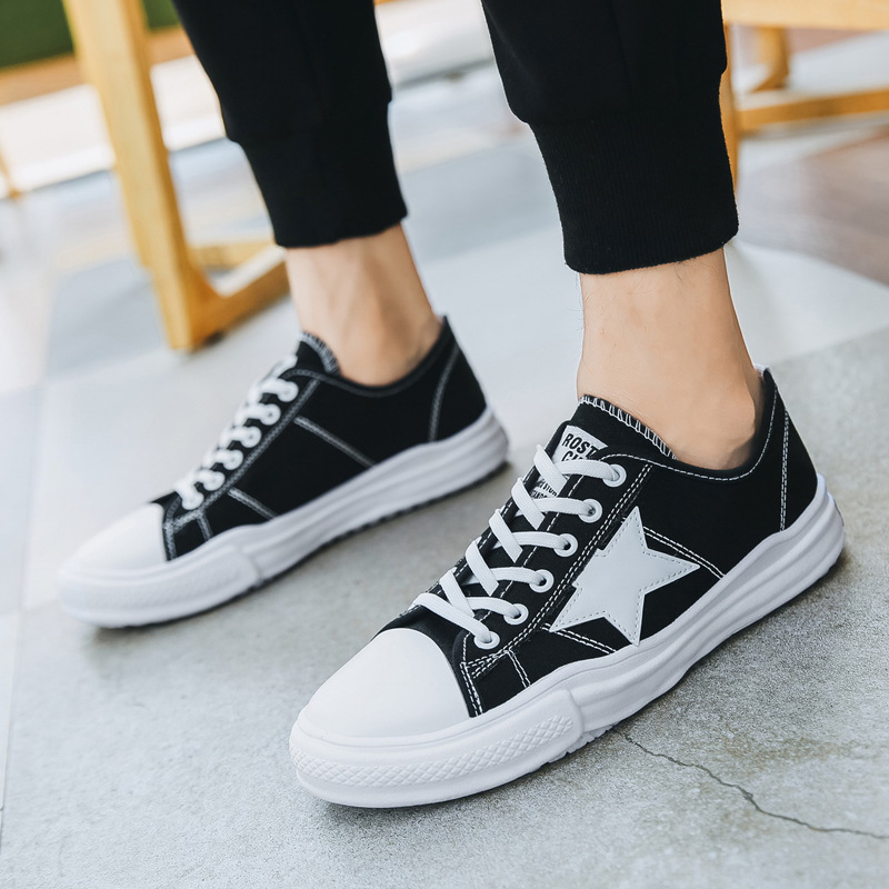 男生低帮帆布鞋怎么系最帅气,帅气帆布鞋搭配起西装套装来