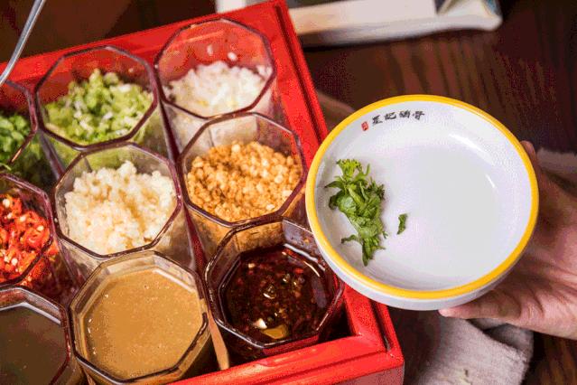 4.9折！火爆澳门22年的“星记猪骨”登陆杭州，排再长的队也要去拔草