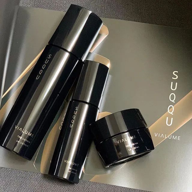 POLA、CPB、LADUREE、SUQQU，圣诞限定谁最丑