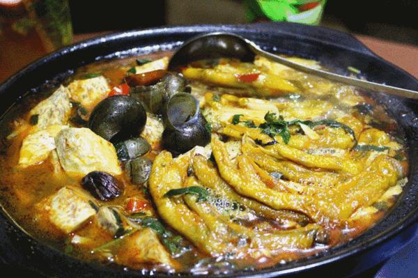 南宁最好吃的田螺煲,南宁田螺鸭脚煲