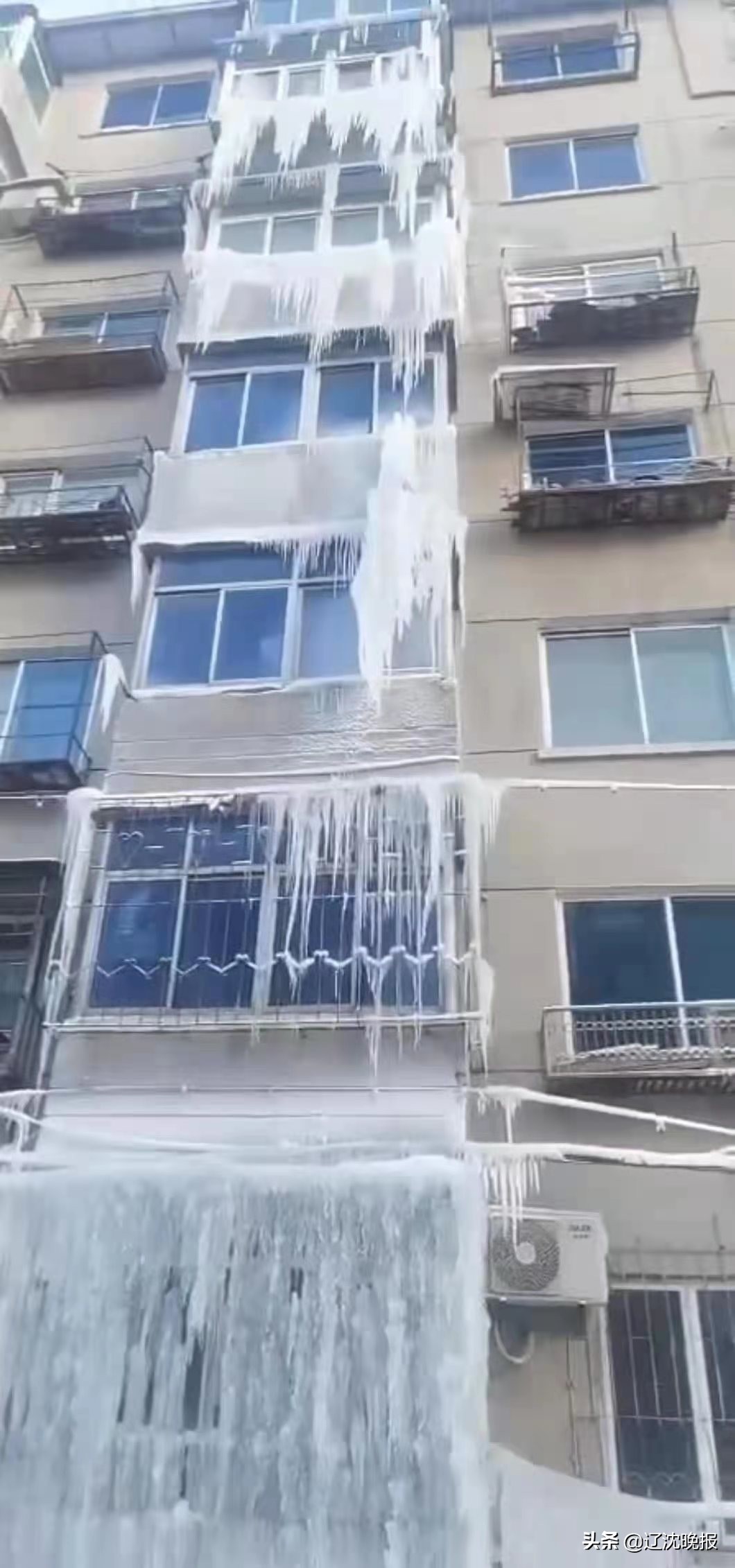 沈阳外墙渗水结冰,沈阳楼顶渗水