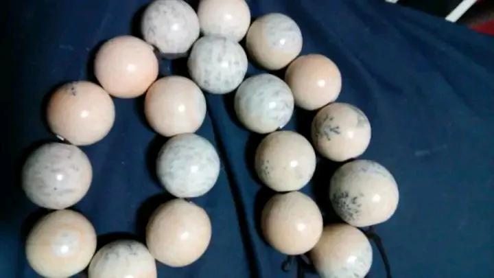 如何盘玩菩提根手串,如何盘玩菩提根