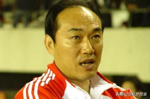 盘点中国足坛史上「十大肮脏丑闻」,金项链的手段*兽禽**不如