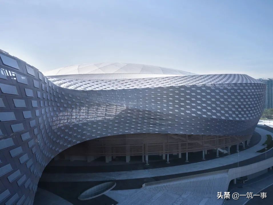 凤凰山体育公园：这座满足顶级赛事标准的场馆藏了多少“秘密”？