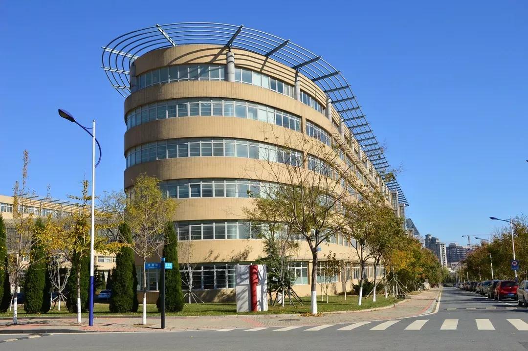 辽宁省高校(三十二)大连外国语大学