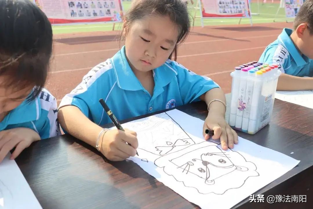 建党百年学校组织的迎七一活动,邓州市庆祝建党100周年活动选拔赛