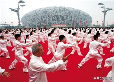 太极拳怎样学练最准确,练好太极拳的正确方法