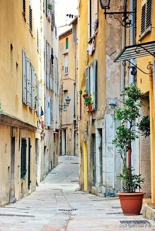 等一个人去旅行,等一个人去远方旅行