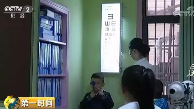 光靠按摩艾灸能治疗近视吗,艾灸液治近视的效果如何