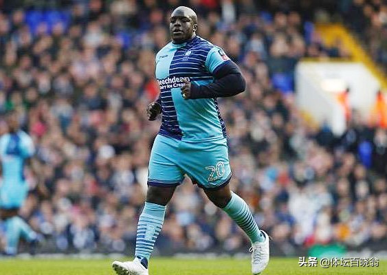 堪称“足坛奥尼尔”!英格兰前锋体重200斤,生涯进200多球