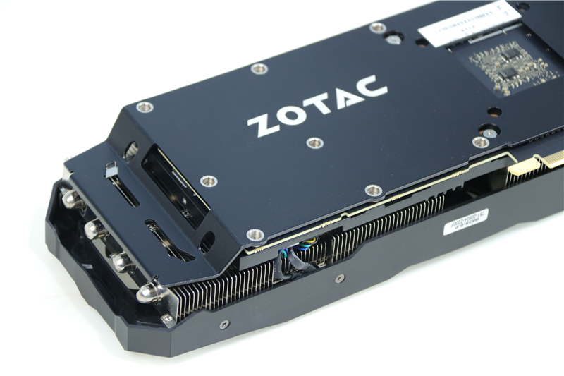 光追版《我的世界》初体验，索泰RTX2070s默频很能打