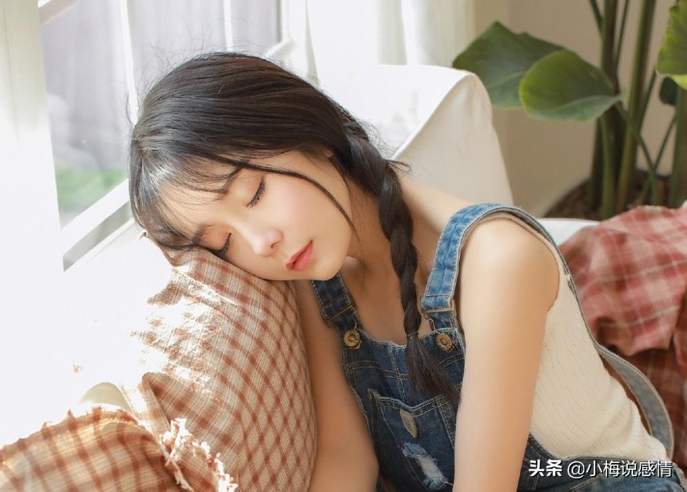 男生微信聊天句句有回应,聊天怎么暗示向男孩子表白