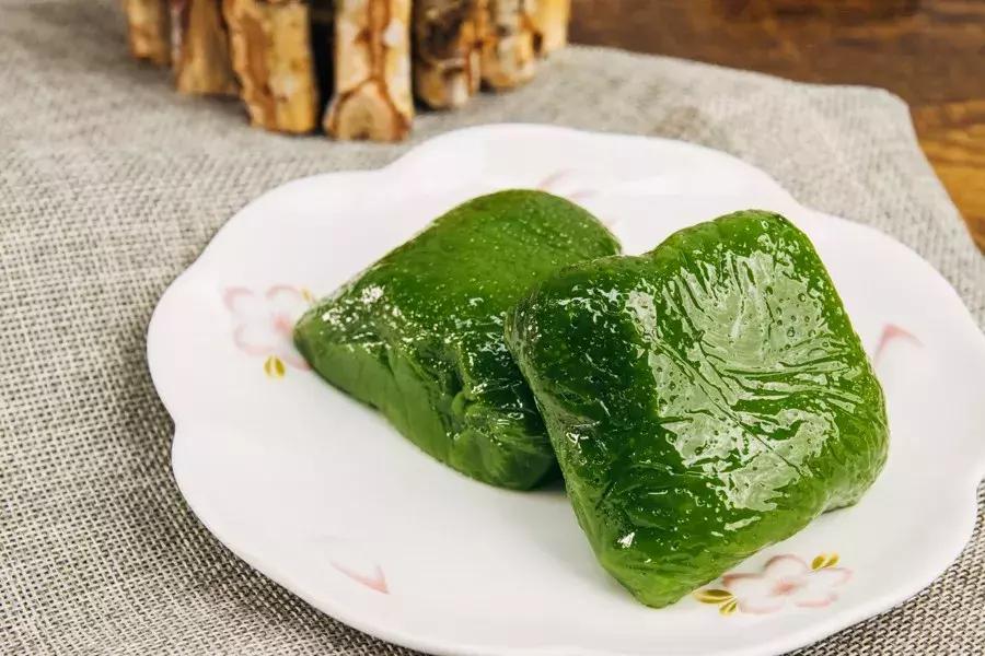 这两家朴实的青团,秒掉了市面上各种作妖对手...