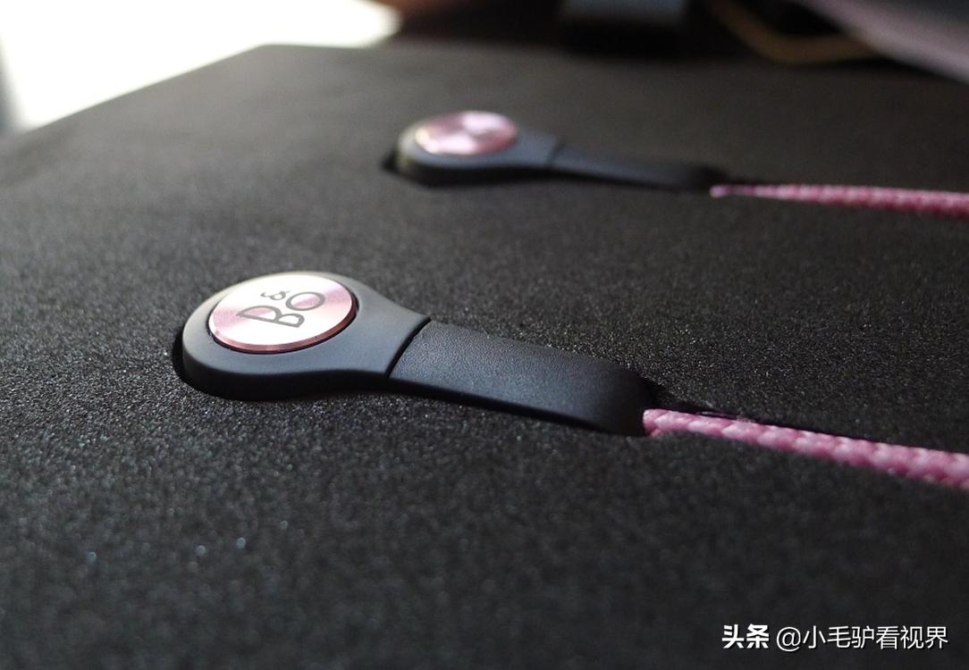 boh5耳机鲨鱼鳃,boh5耳机音质调节