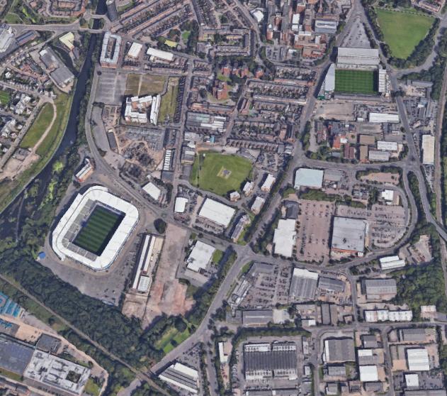 是时候介绍看一下英格兰的橄榄球场了，至少能达到英乙水准