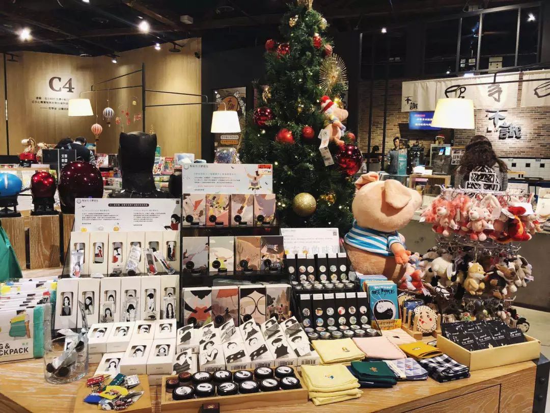 逛一次最贵的文具店,推荐的文具店