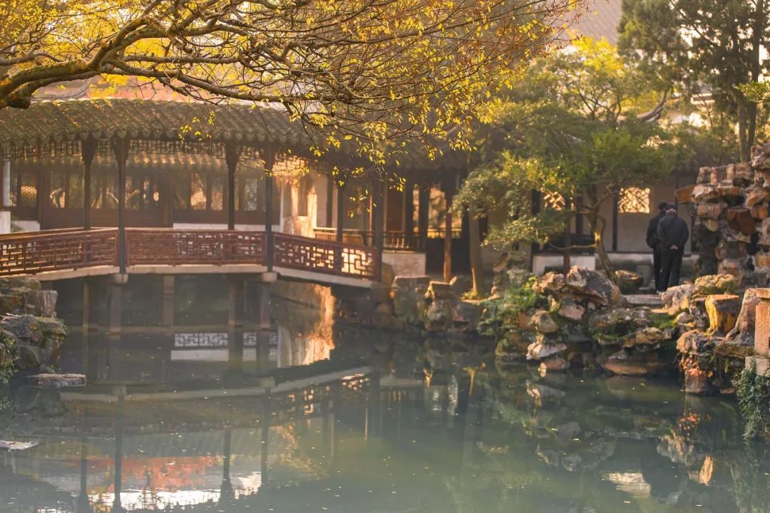 一入秋苏州成姑苏,秋色一入秋苏州就成了姑苏