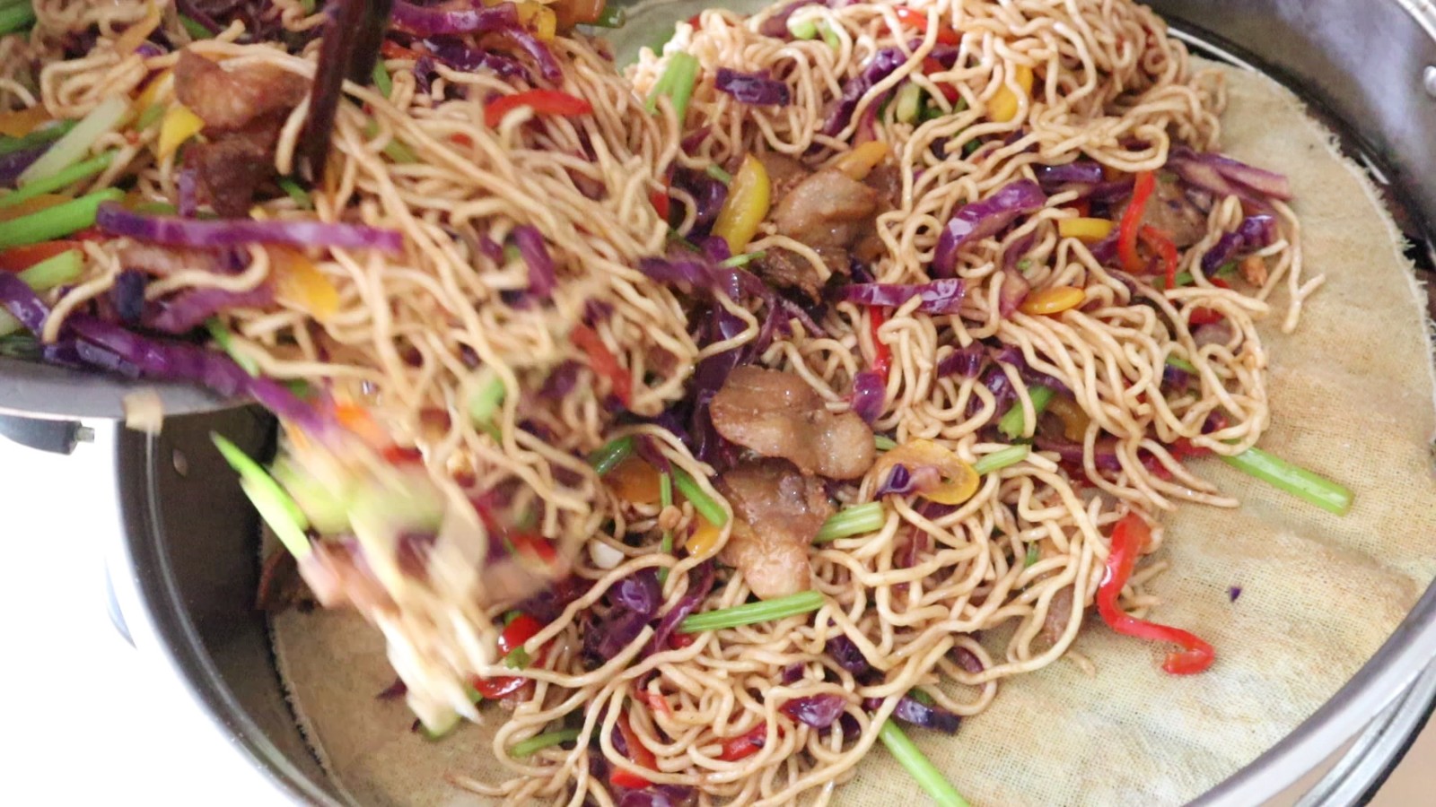 蒸卤面的家常做法简单的,蒸卤面饭店做法