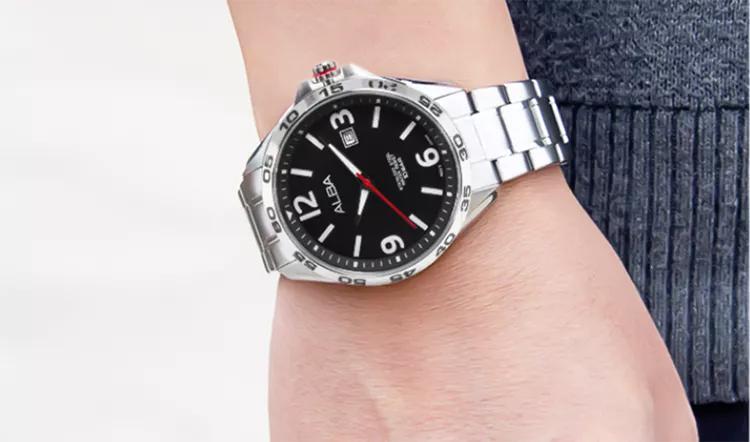 日本的雅柏手表怎么样,雅柏手表和西铁城哪个好