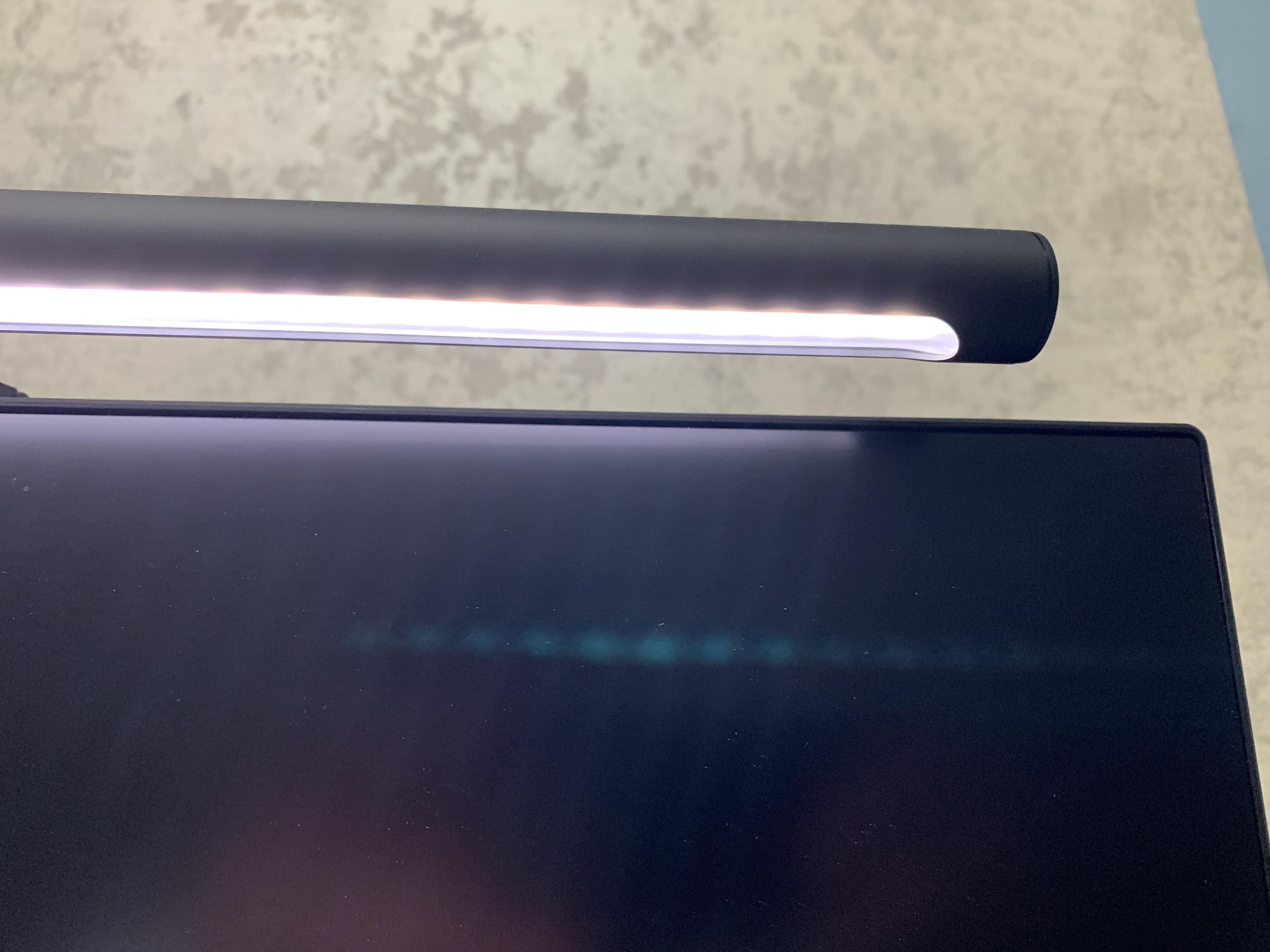 小米屏幕挂灯和雷神屏幕挂灯,小米屏幕挂灯亮度测评