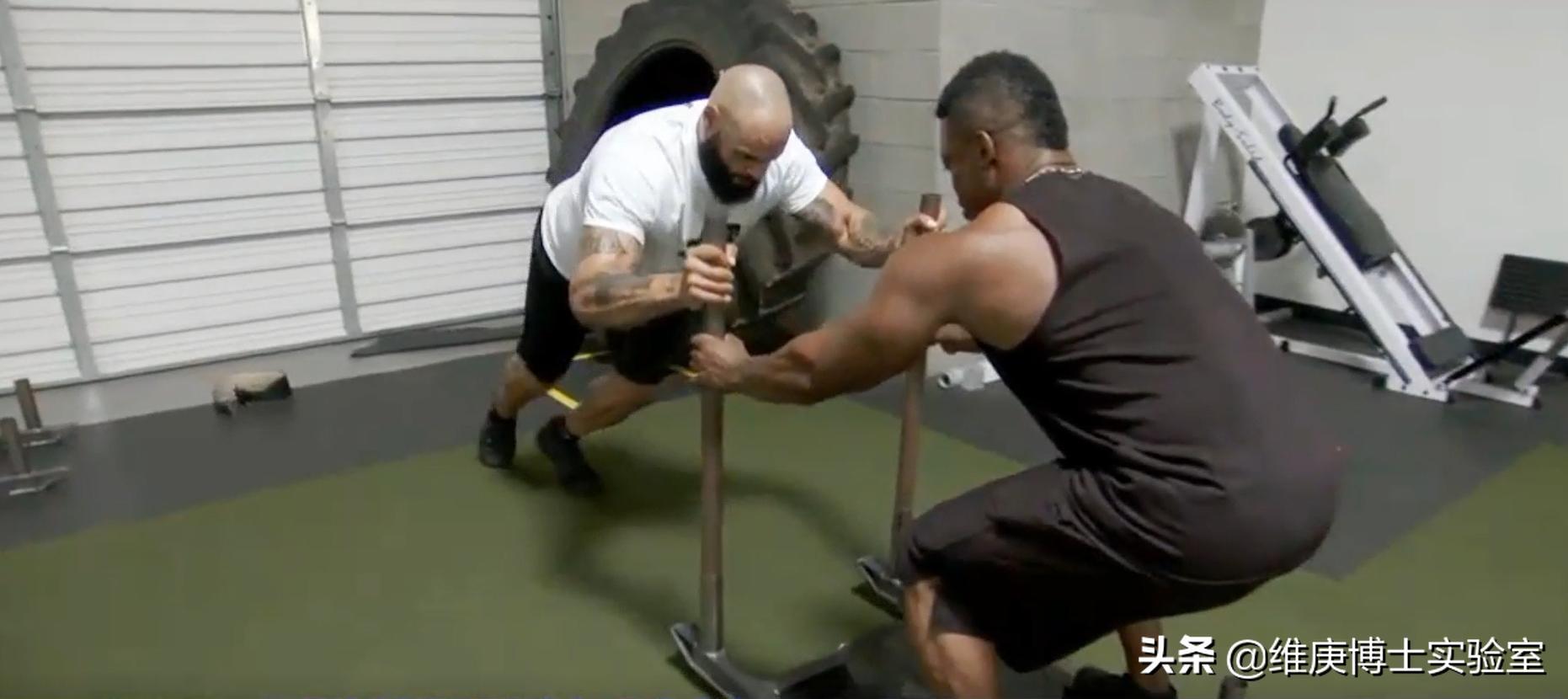 小哥为了女孩减肥,小哥减肥两百多斤