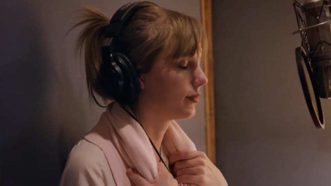 霉霉纪录片美国小姐首映礼,霉霉美国小姐歌曲完整版