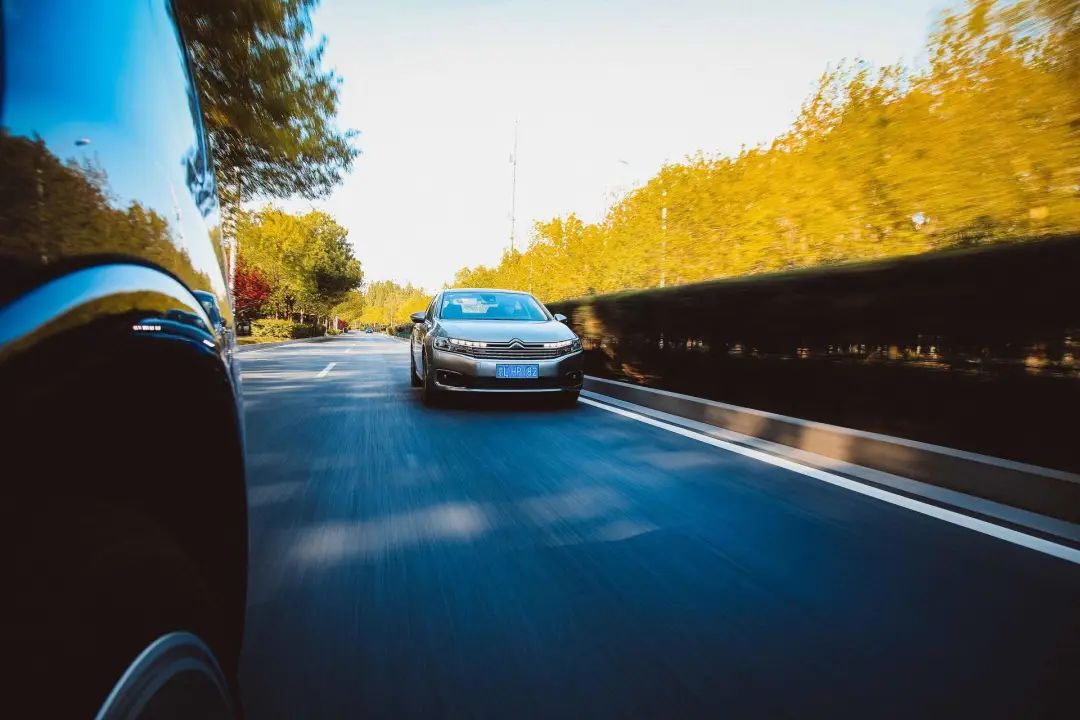 雪铁龙c6评车,雪铁龙c6新车上路感受