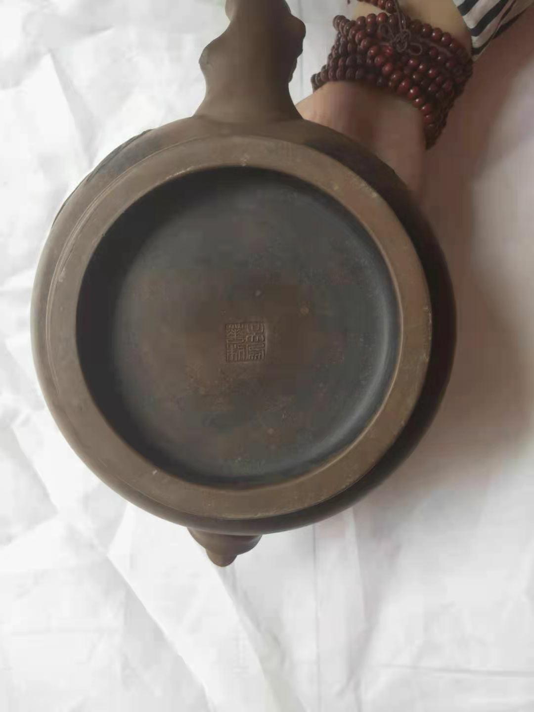 精品推荐—仿生寒梅紫砂壶