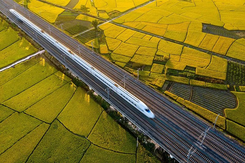 为什么中国高铁项目领先日本,中国高铁占世界比例