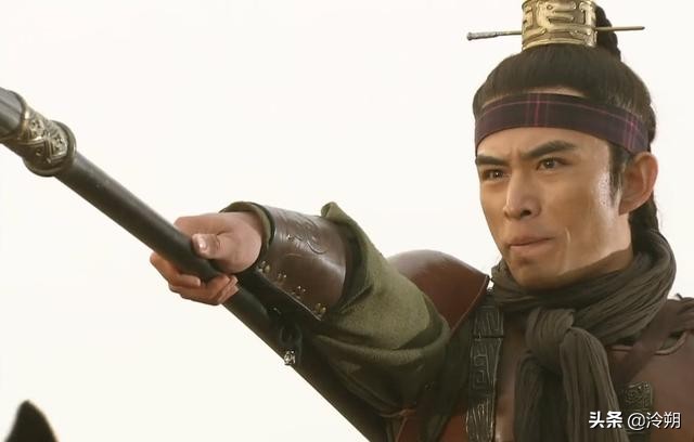 没羽箭张清连挑十五位梁山好汉,水浒里敢匹敌没羽箭张清的小人物