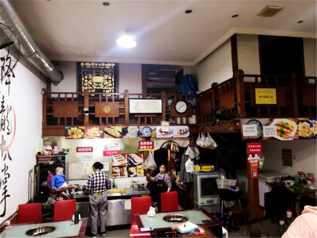 成都庾记厕所串串香,成都藏在巷子里的串串