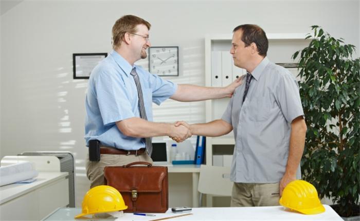 你知道火车推销员月薪资多高吗?网友:想象和现实的差距太大了