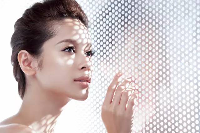 过敏时皮肤真的缺水吗,缺水过敏是真的吗