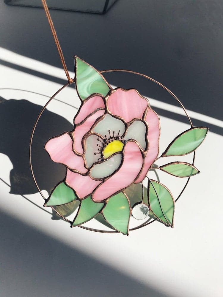 玻璃艺术家代表作品及作品风格,艺术家玻璃艺术品制作