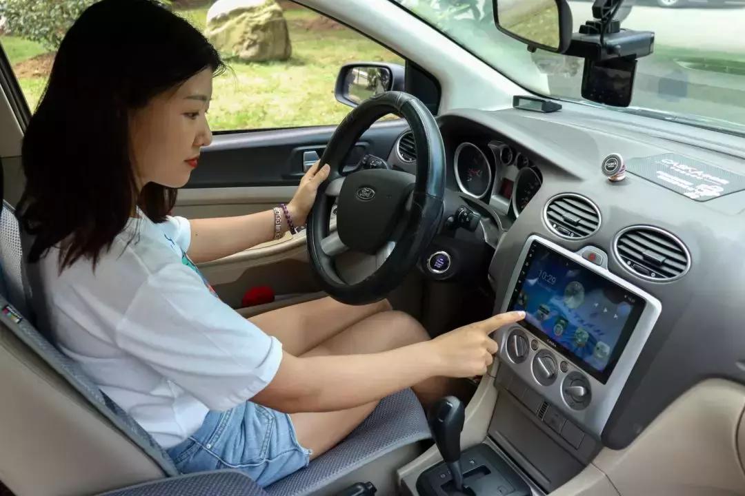 从相识到相知小姐姐与卡仕达T8的小故事