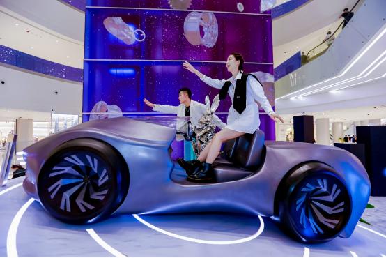 长沙IFSXGFGStyleXFilipHodas全国首展，邀您共赴“穿月”之旅