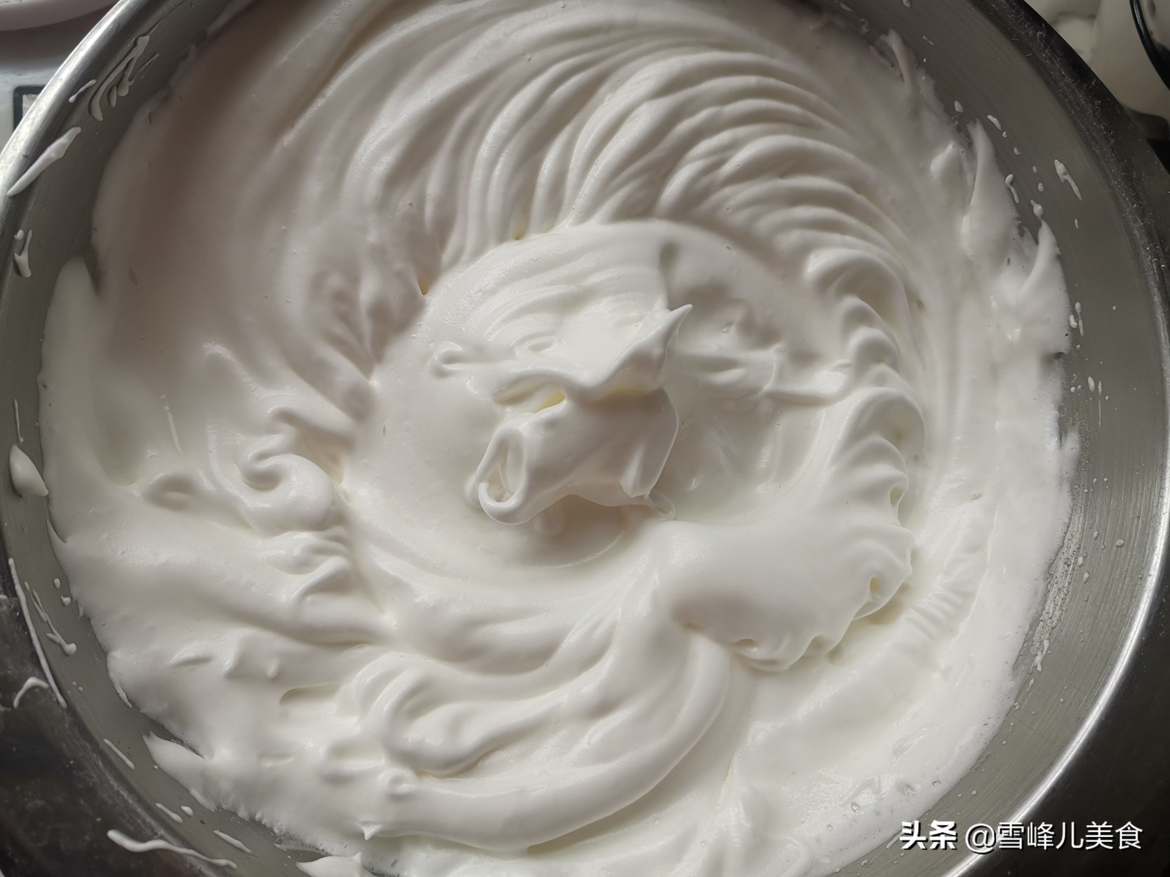 不用泡打粉的蛋糕只用面粉,如何用小苏打做蛋糕松软好吃