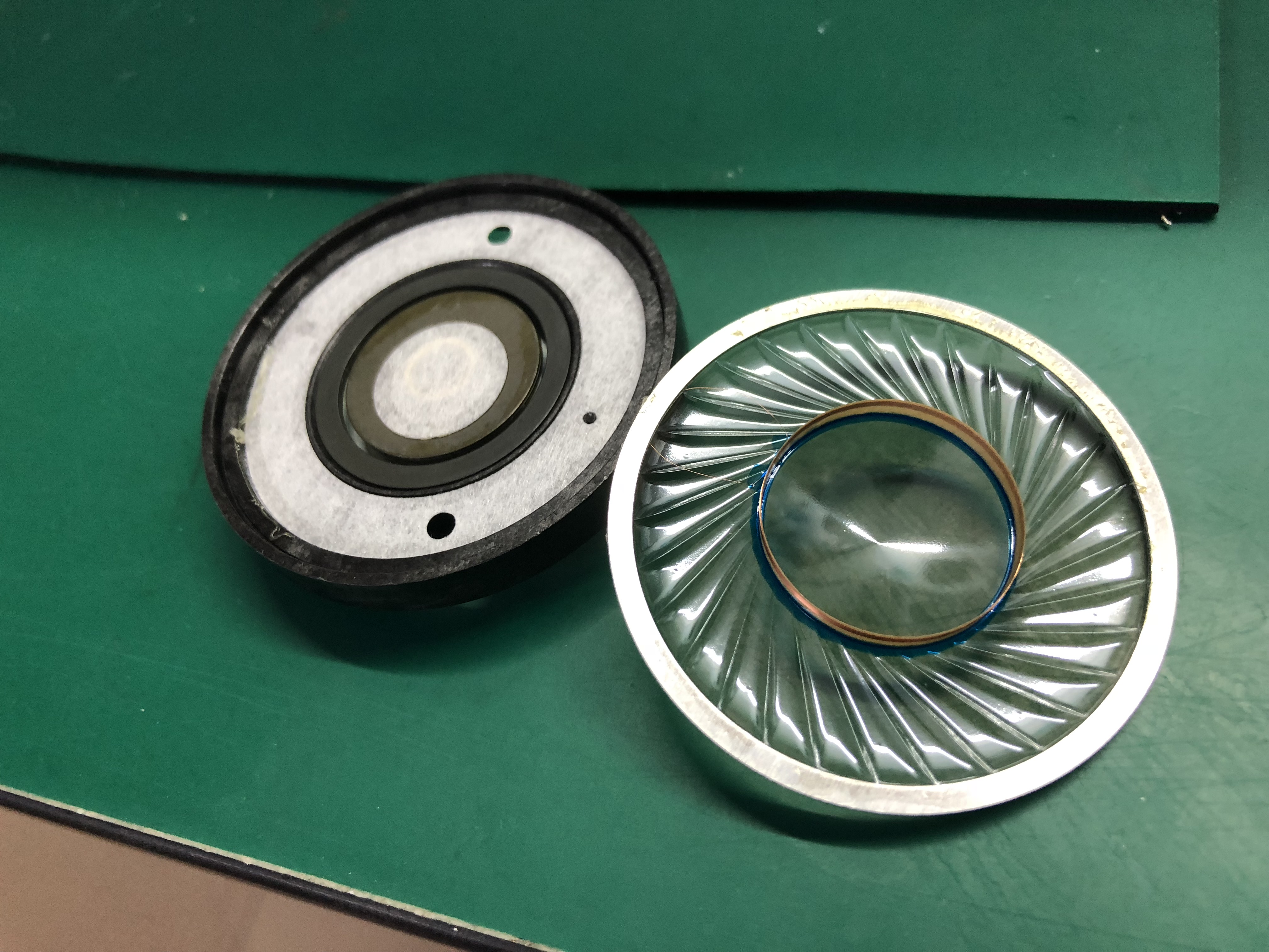 铁三角头戴式耳机型号有什么区别,铁三角ad2000x对比a2000z