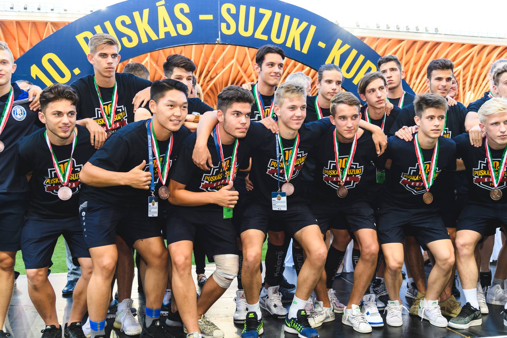 刚刚在世预赛创造历史的亚洲鱼腩，阵中有这样一位U19留洋小将