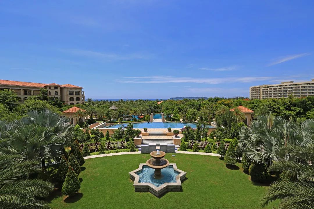 城市酒店好还是民宿好,度假酒店与城市酒店