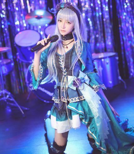 cosplay最出名漫展小姐姐,cosplay很火的外国小姐姐