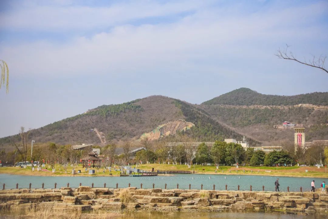 南京汤山哪里可以玩皮划艇,汤山矿坑公园三叠湖皮划艇