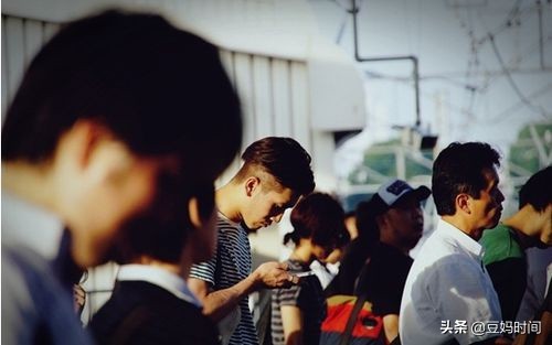 是什么让我们变得没有人情味,为啥感觉亲戚间人情味越来越淡