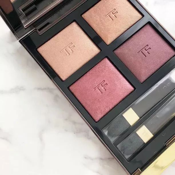 火遍小红书零差评！这几款眼影简直美到犯规！太适合秋冬用了~