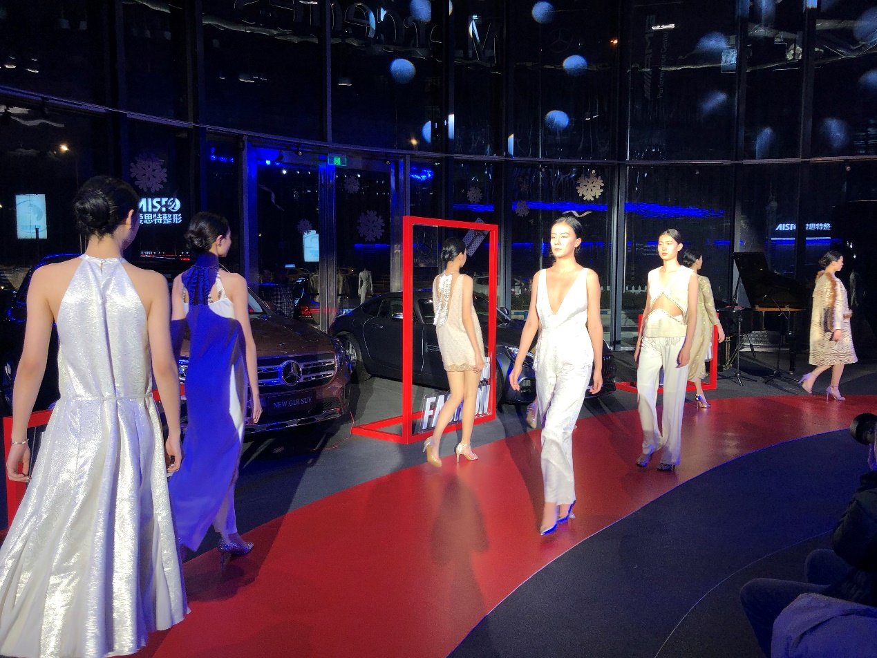 重庆商社麒兴奔驰销售地址,重庆商社麒兴奔驰服务