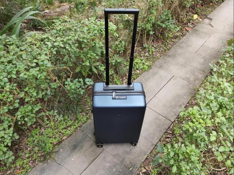 地平线8号行李箱和90分行李箱测评,双十二值得买的行李箱