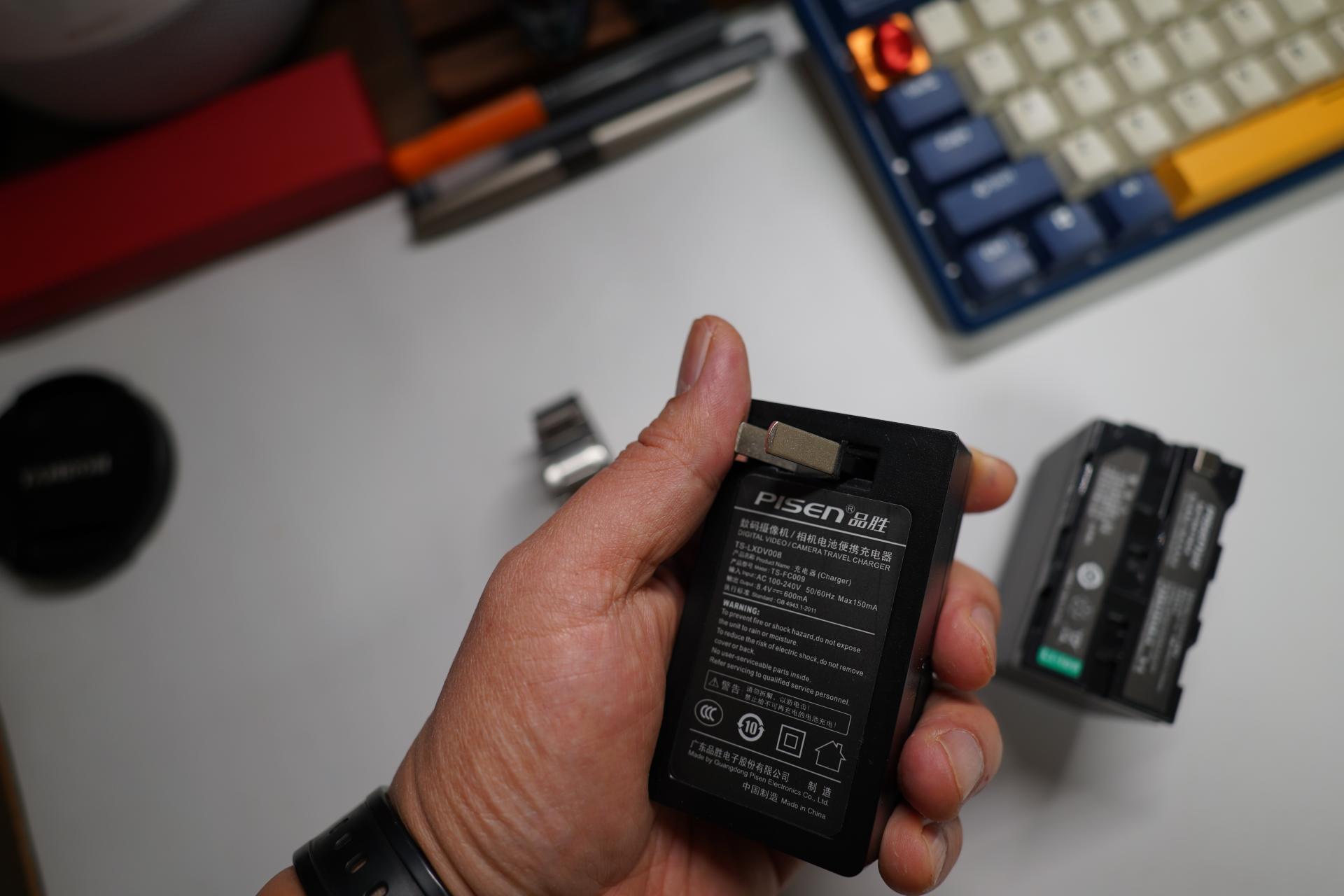 新手小白必备的相机配件,新手推荐买的相机配件