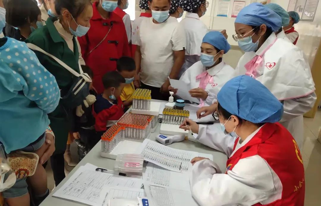 关爱健康公益报道,关爱市民健康义诊活动