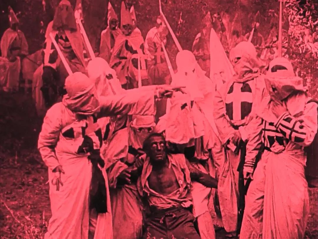 白雪公主变黑炭公主,白雪公主变成听话人偶